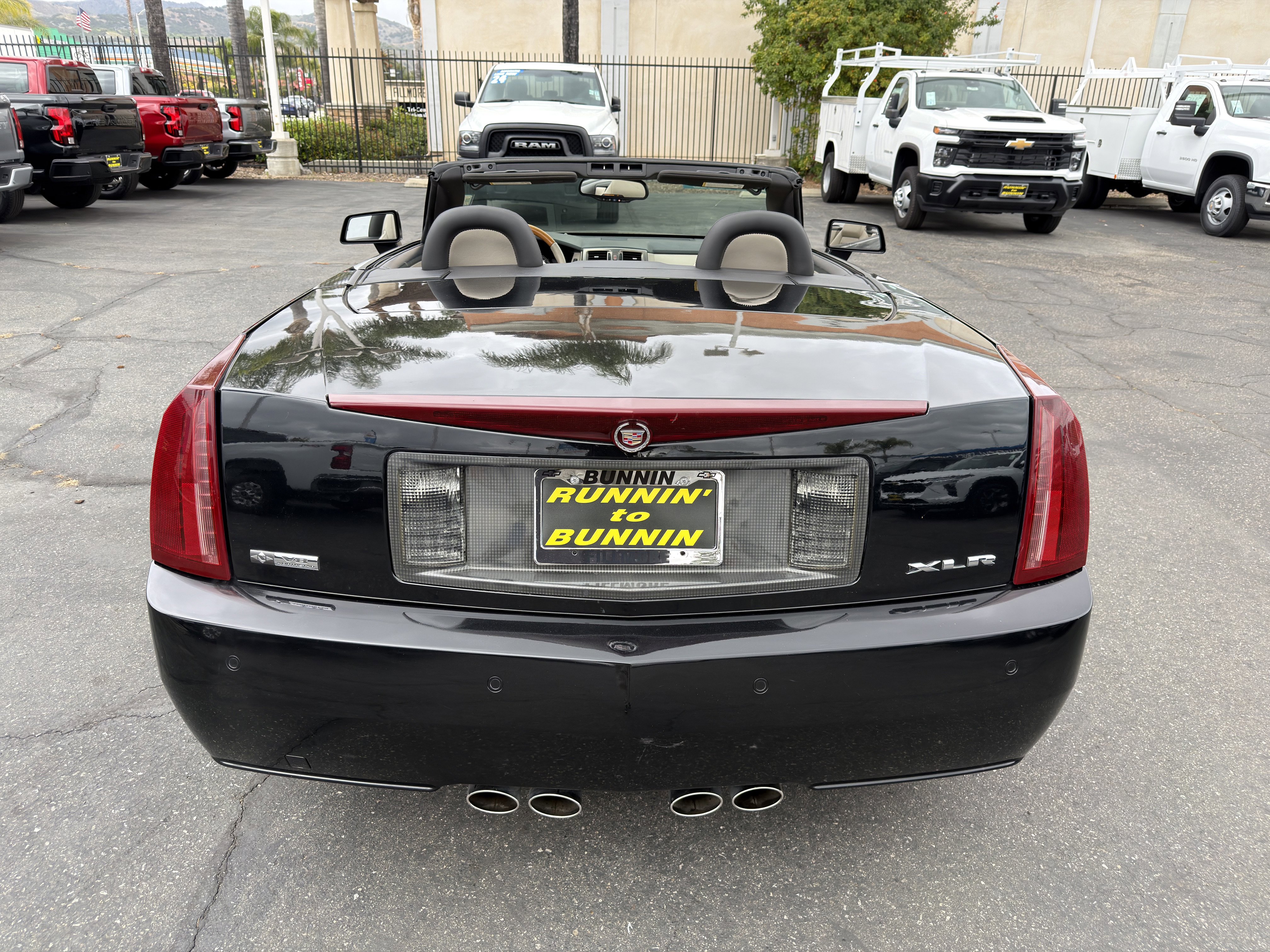 Used 2006 Cadillac XLR RWD image 13