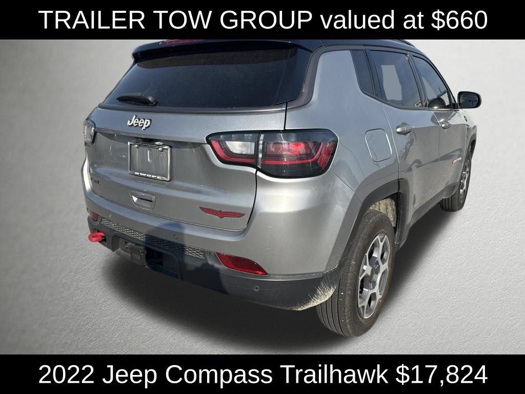 Used 2022 Jeep Compass Trailhawk w/ Trailhawk Elite Group AWD/4WD image 3