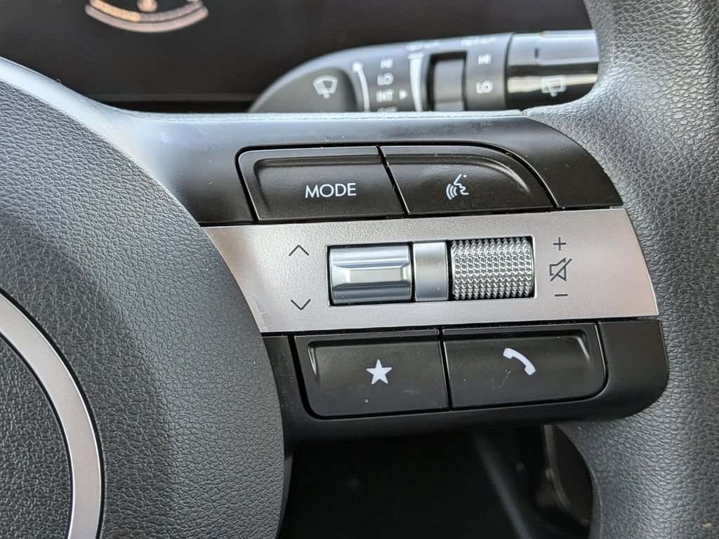 Used 2025 Hyundai Tucson SEL FWD image 29