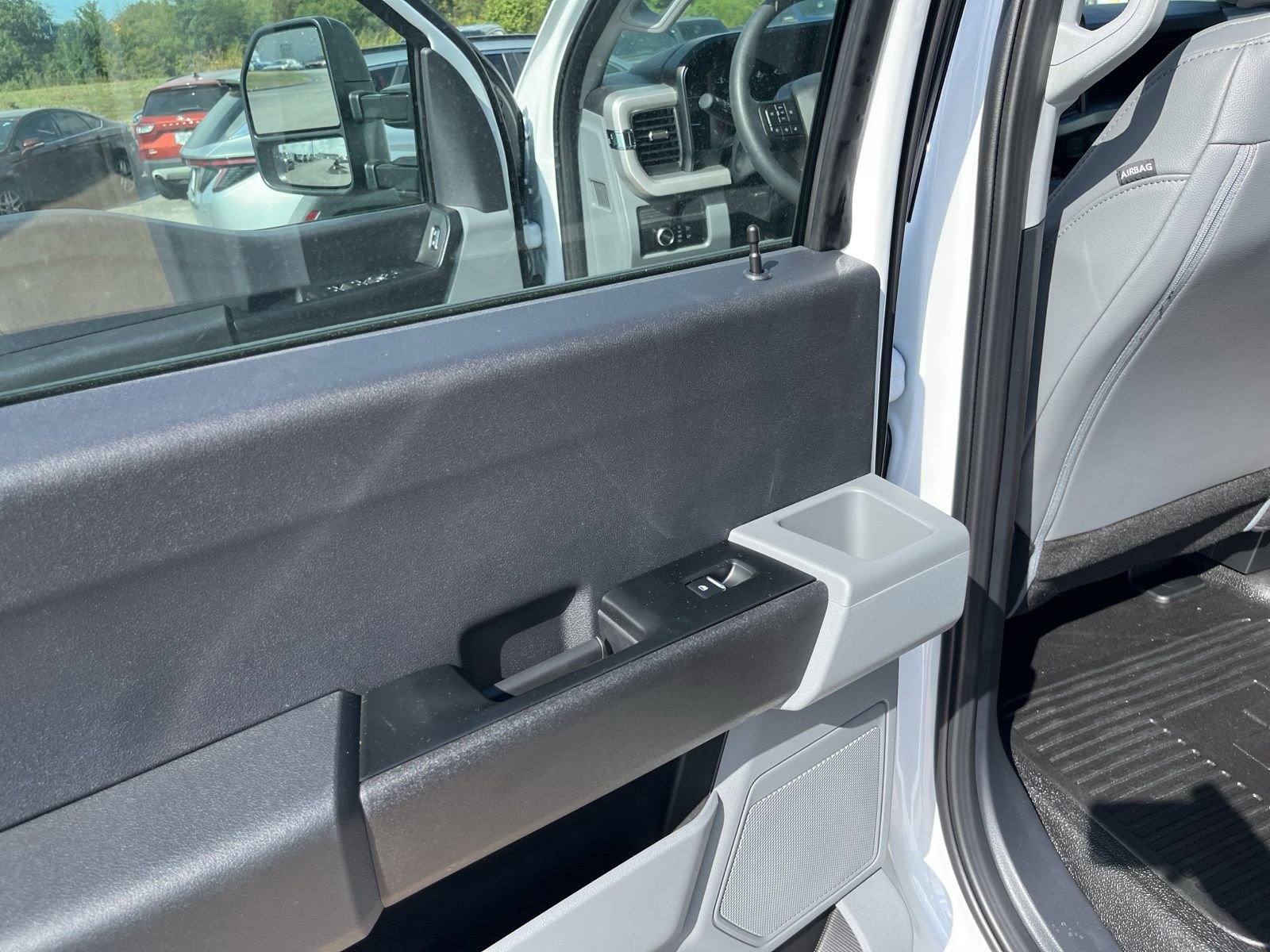 New 2026 Ford F550 4x4 Crew Cab image 36