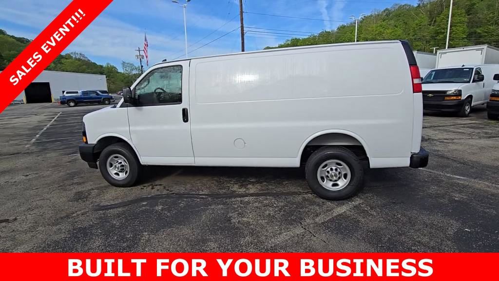 New 2025 Chevrolet Express 2500 w/ Communications Package image 4
