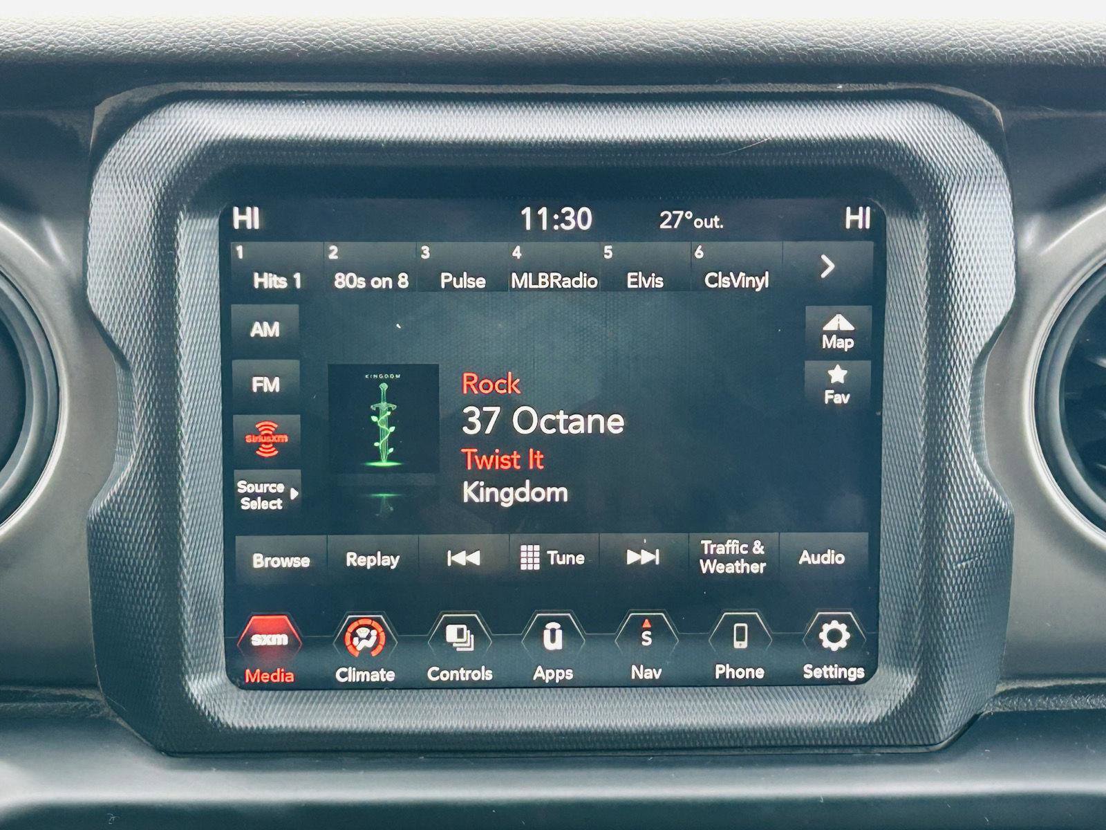 Used 2022 Jeep Gladiator Sport image 14