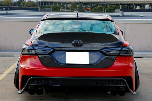 Used 2019 Toyota Camry XSE image 7