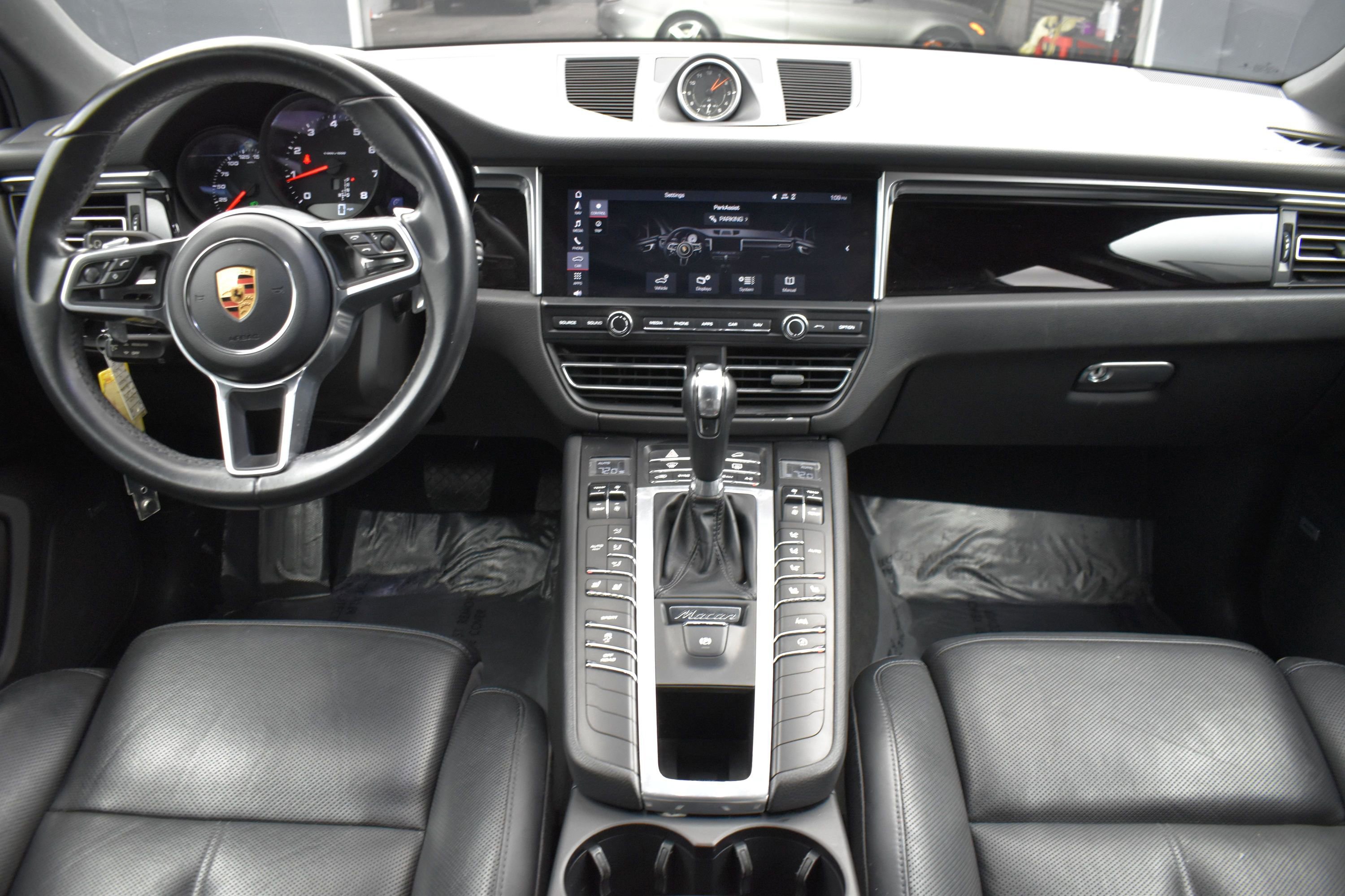 Used 2019 Porsche Macan AWD/4WD image 14