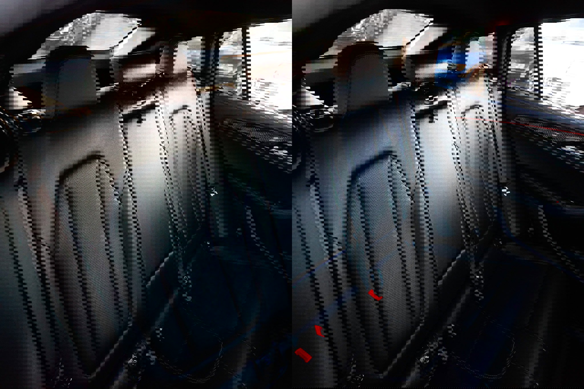 Used 2022 BMW X4 M40i w/ Premium Package image 13