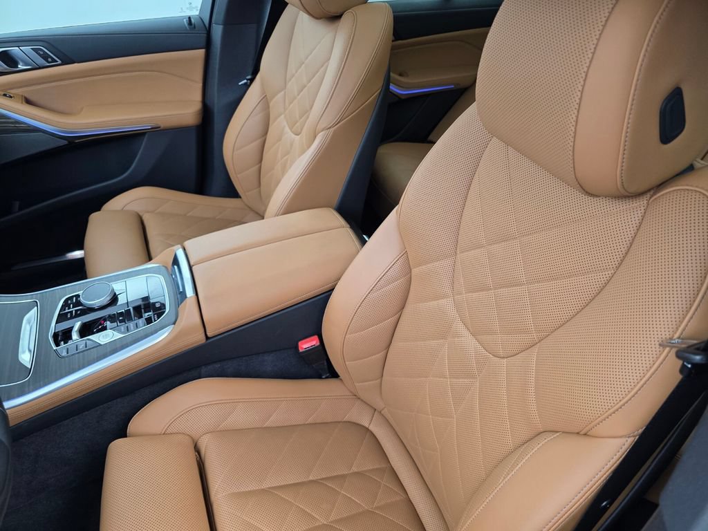 Certified 2025 BMW X5 sDrive40i w/ Premium Package RWD image 11