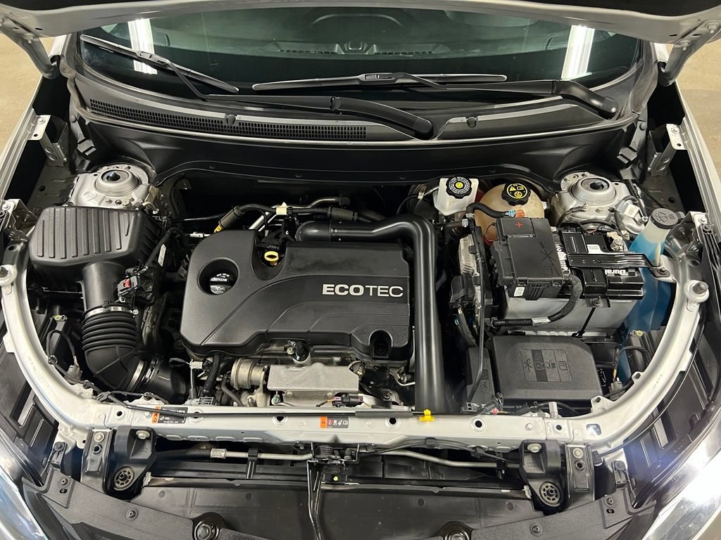 Certified 2018 Chevrolet Equinox LT FWD image 39