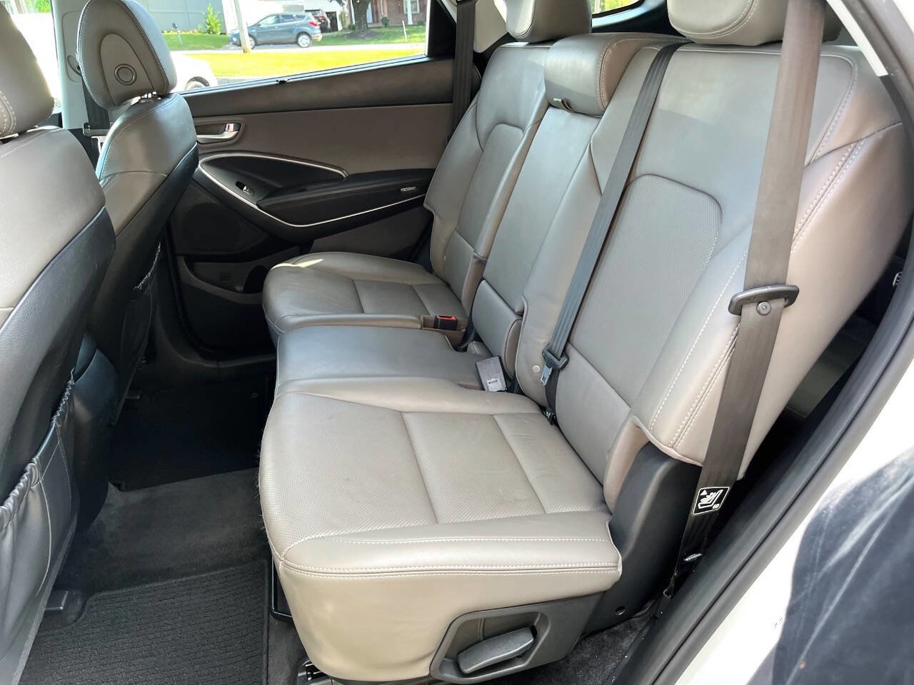 Used 2018 Hyundai Santa Fe SE w/ SE Premium Package 02 image 12