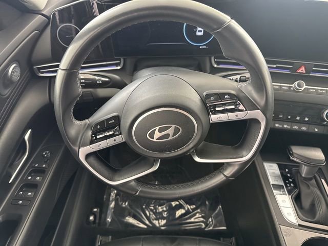 Used 2024 Hyundai Elantra Limited FWD image 23