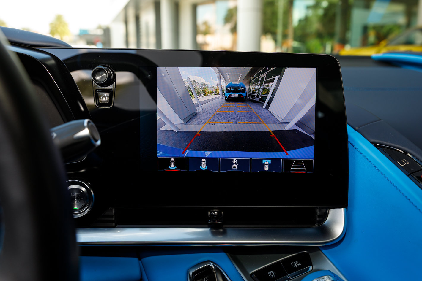Used 2025 Chevrolet Corvette Z06 RWD image 13
