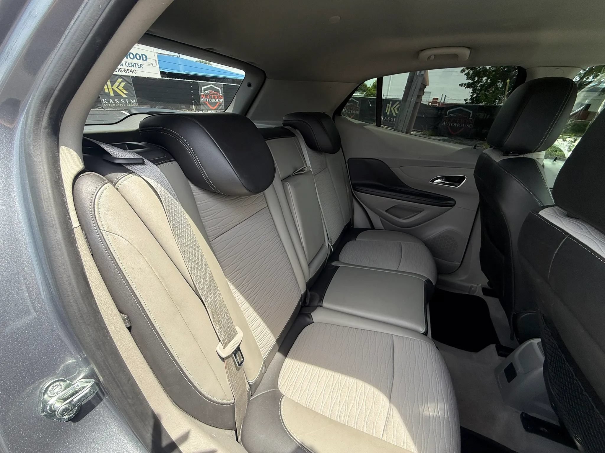 Used 2015 Buick Encore FWD image 23