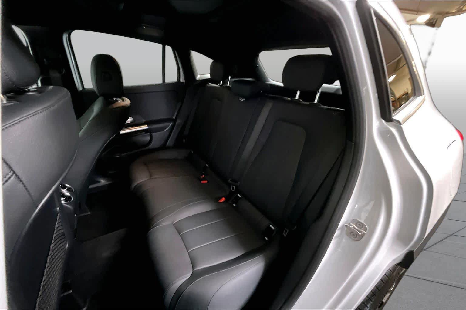 Certified 2024 Mercedes-Benz GLA 250 4MATIC image 21
