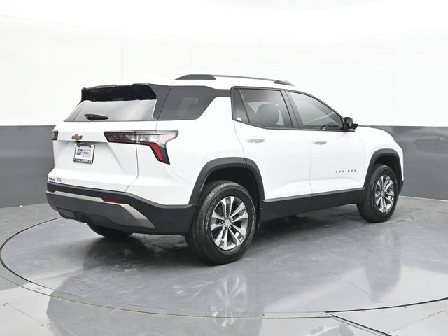 New 2026 Chevrolet Equinox LT w/ Convenience Package II FWD image 10