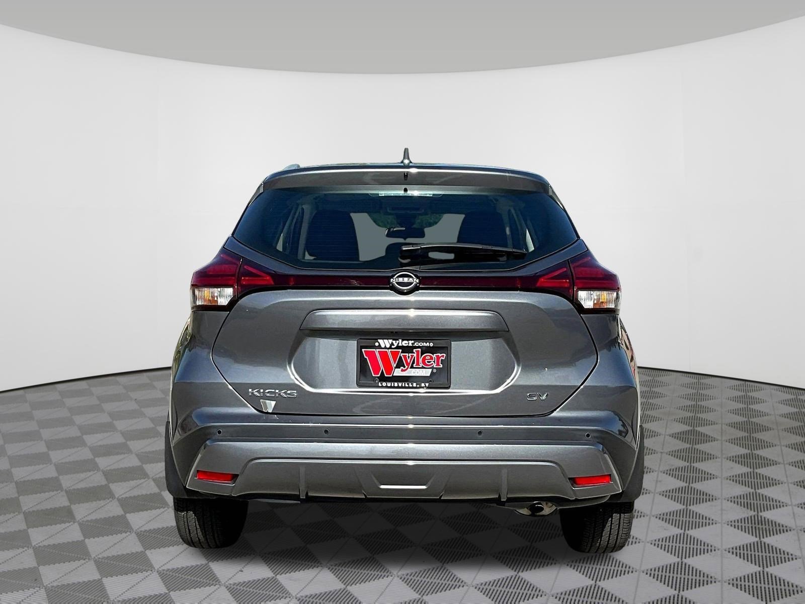 Certified 2023 Nissan Kicks SV FWD image 5