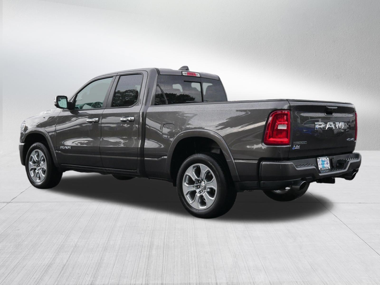 Used 2025 RAM 1500 Big Horn AWD/4WD image 5