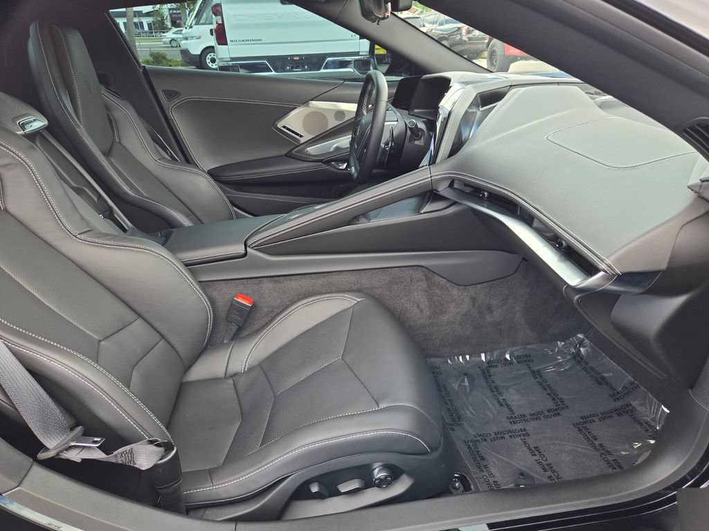 Used 2026 Chevrolet Corvette Z06 RWD image 14