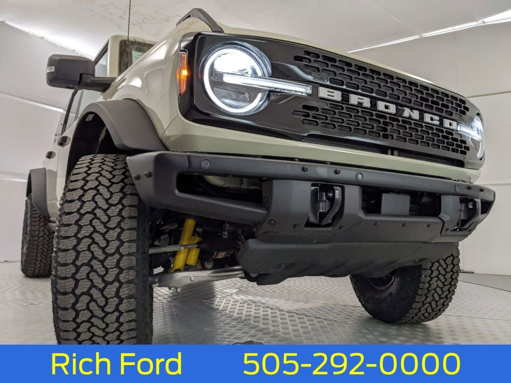 New 2025 Ford Bronco Badlands AWD/4WD image 28