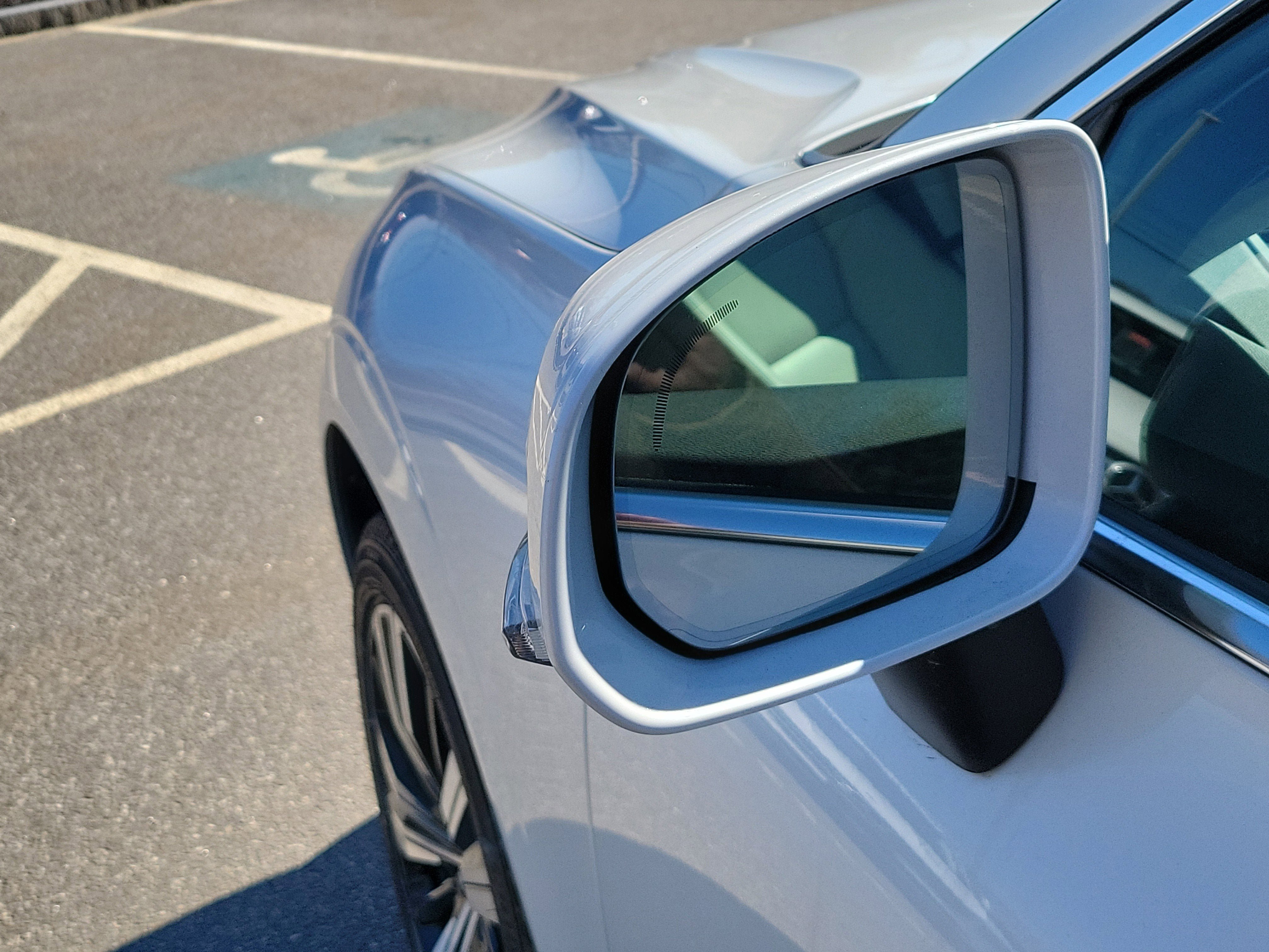 Used 2023 Volvo XC60 B5 Plus w/ Climate Package image 13