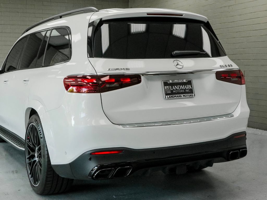 Used 2026 Mercedes-Benz GLS 63 AMG 4MATIC image 43