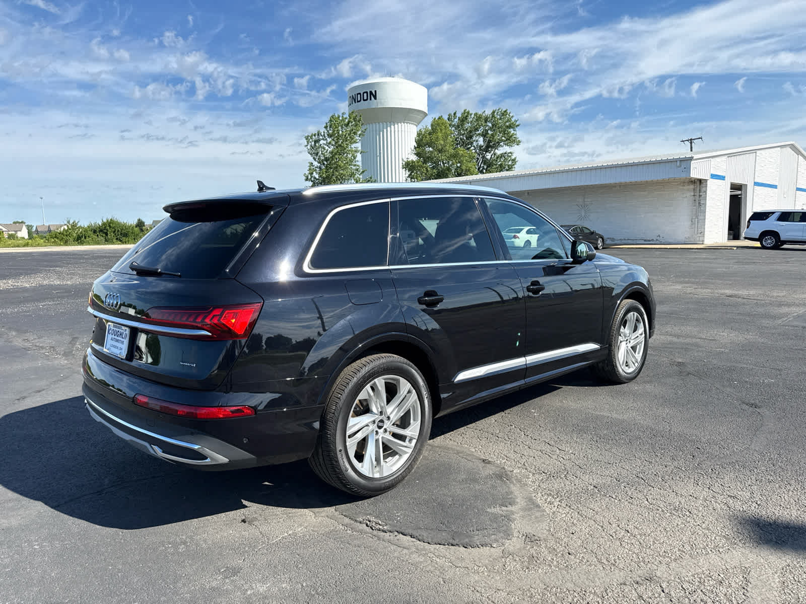 Used 2021 Audi Q7 2.0T Premium Plus w/ Premium Plus Package AWD/4WD image 5