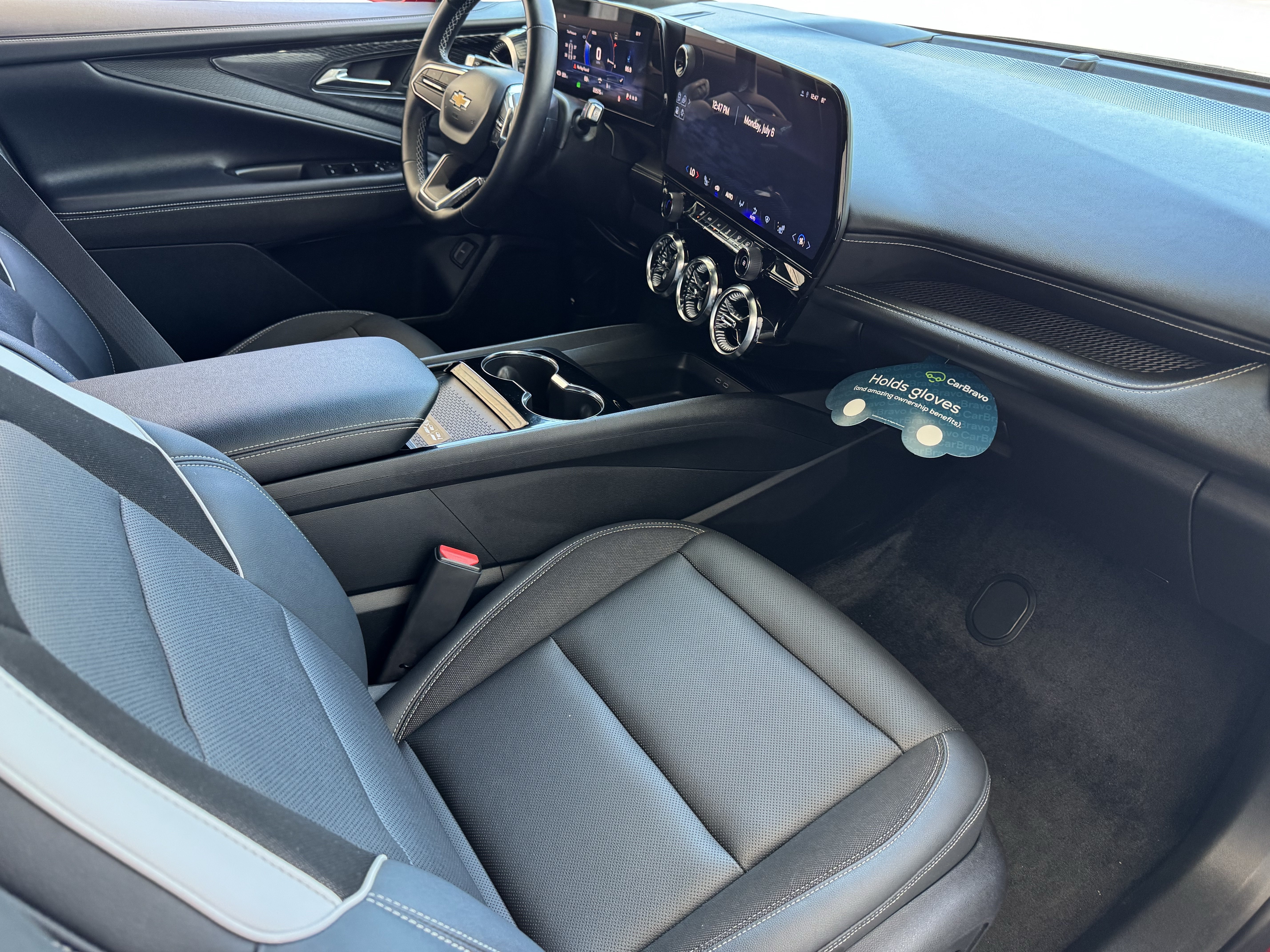 Used 2024 Chevrolet Blazer EV LT AWD/4WD image 22