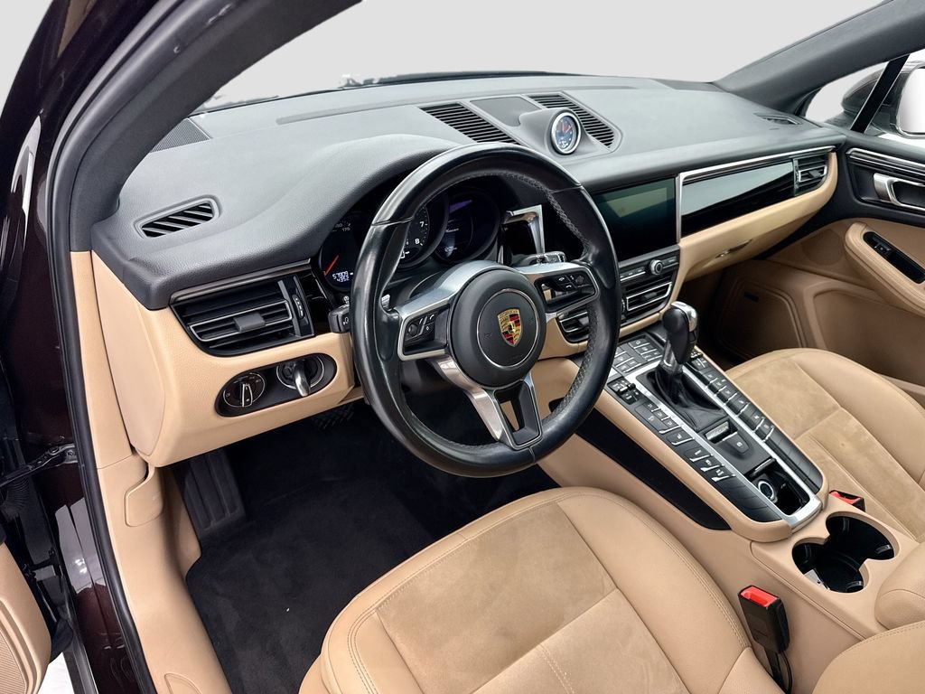 Used 2021 Porsche Macan AWD/4WD image 9