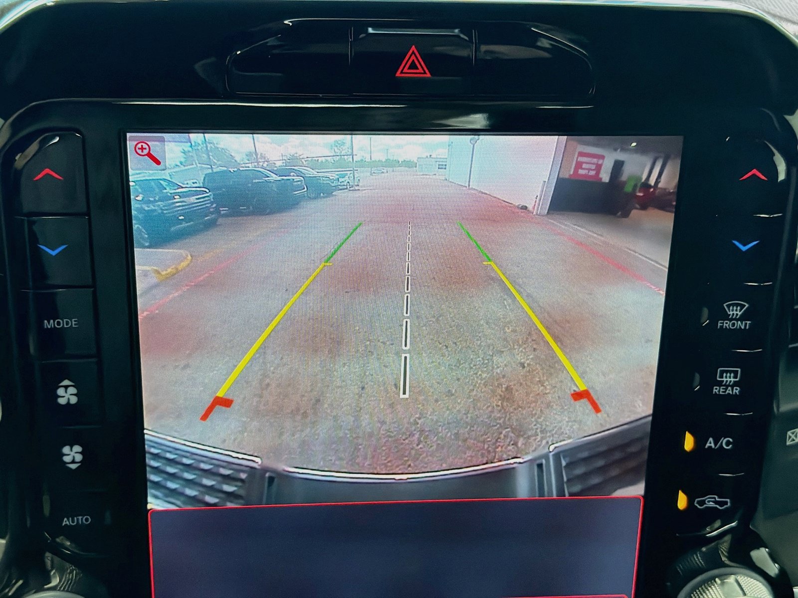 Used 2025 RAM 2500 Big Horn AWD/4WD image 10