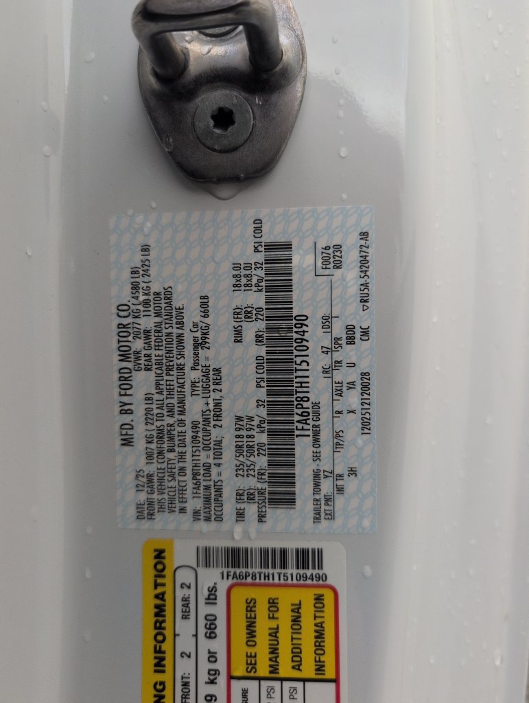 Used 2026 Ford Mustang Premium RWD image 31
