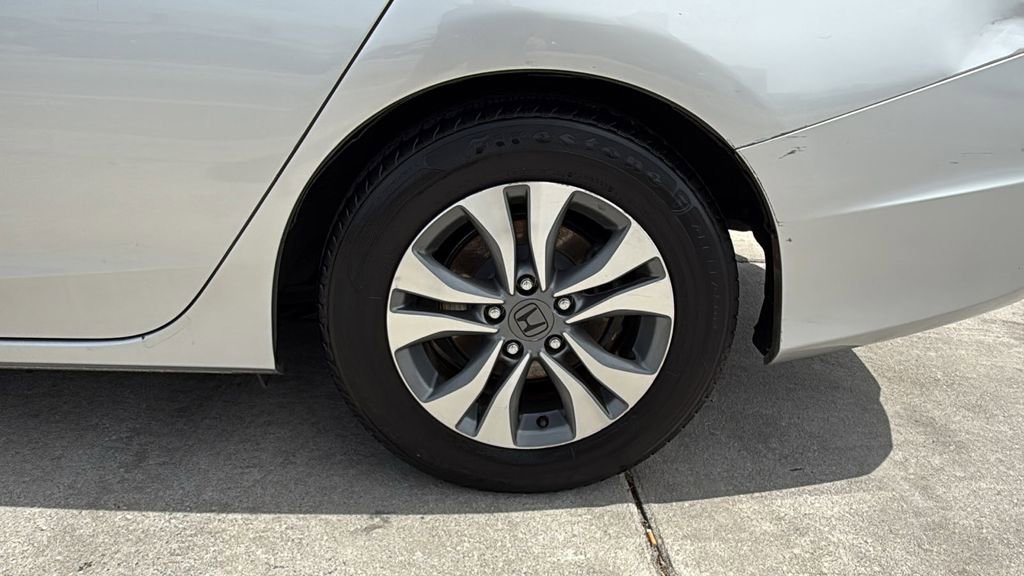 Used 2015 Honda Accord LX image 16