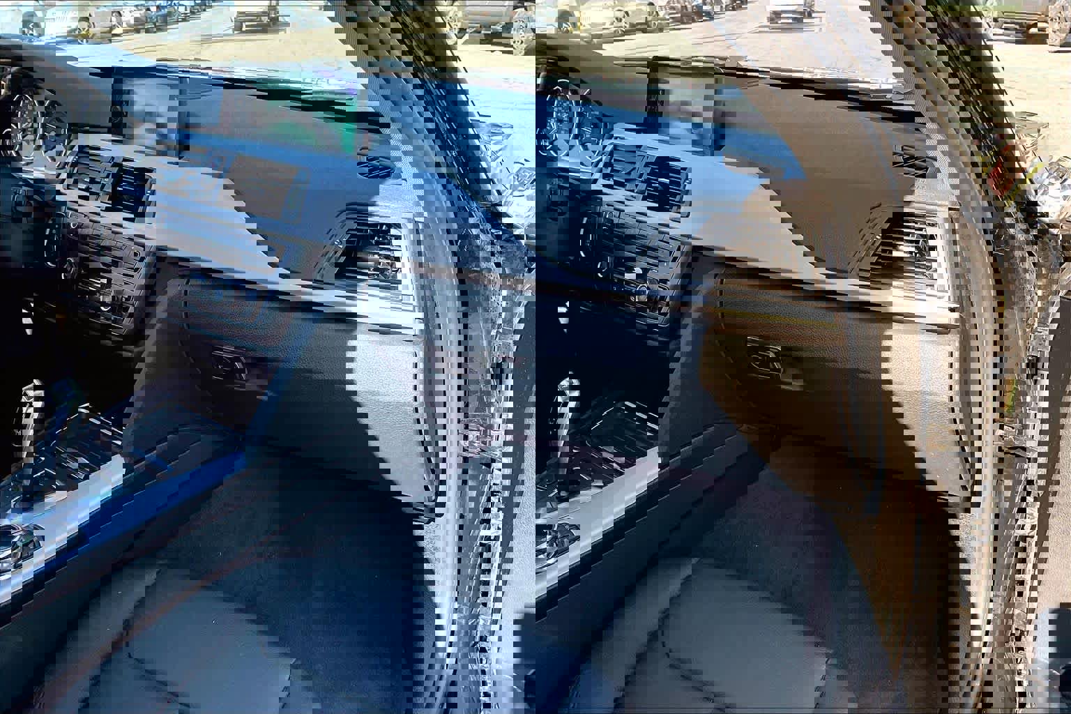 Used 2014 BMW 320i Sedan image 18