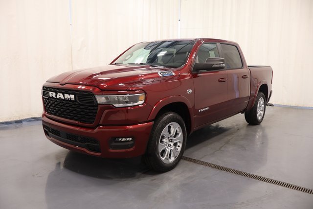 New 2026 RAM 1500 4x4 Crew Cab image 4