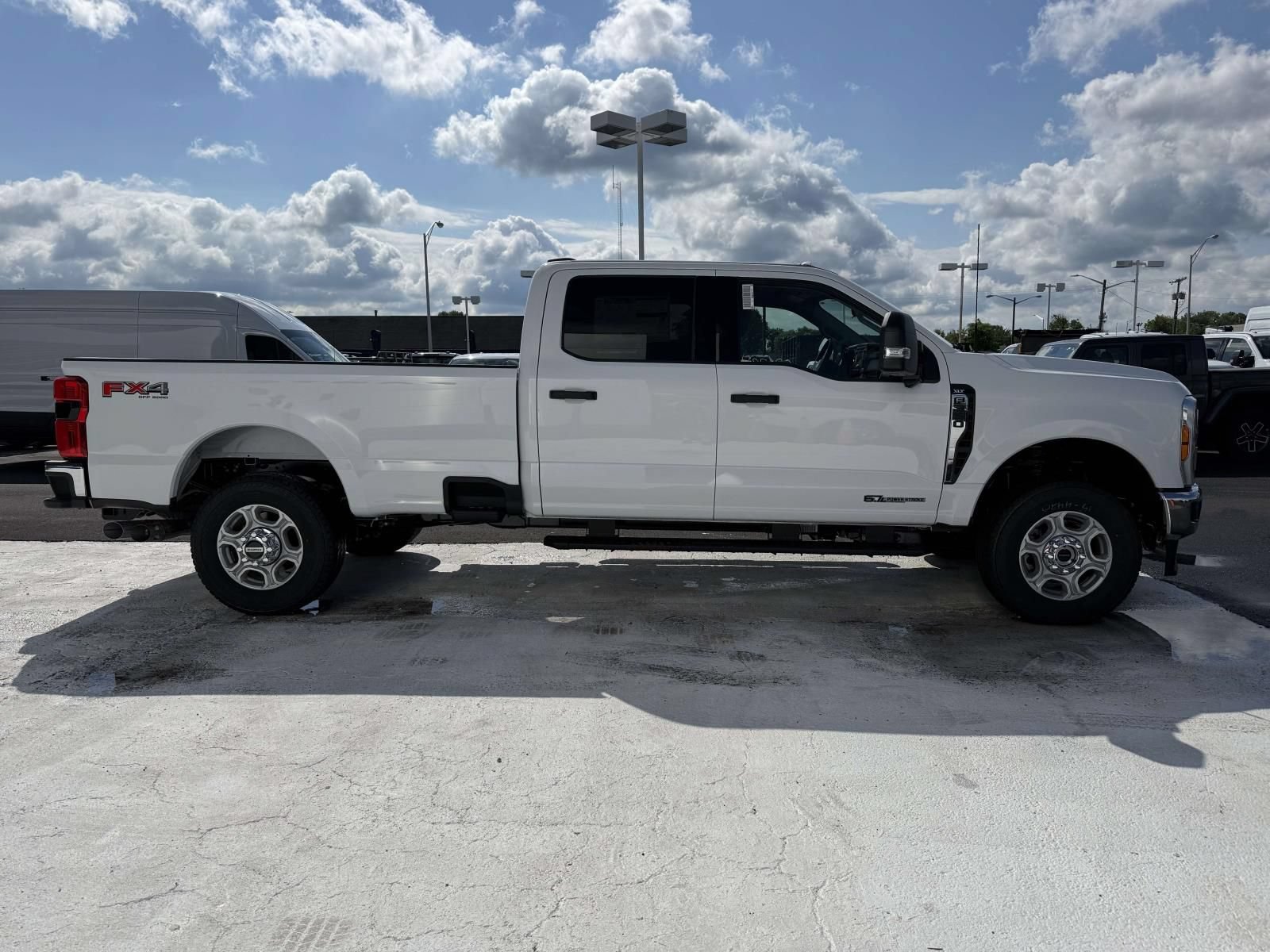 New 2026 Ford F350 XLT w/ 360-Degree Camera Package AWD/4WD image 2