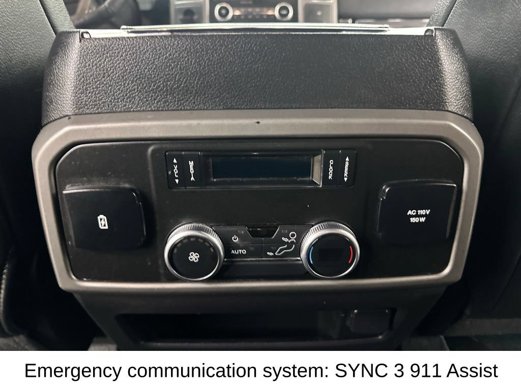 Used 2019 Ford Expedition XLT w/ Equipment Group 202A AWD/4WD image 29