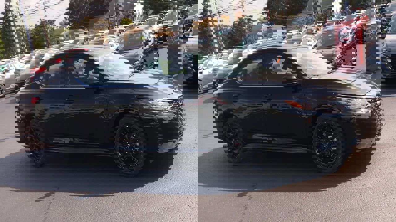 New 2025 Nissan Sentra SR w/ Midnight Edition image 2