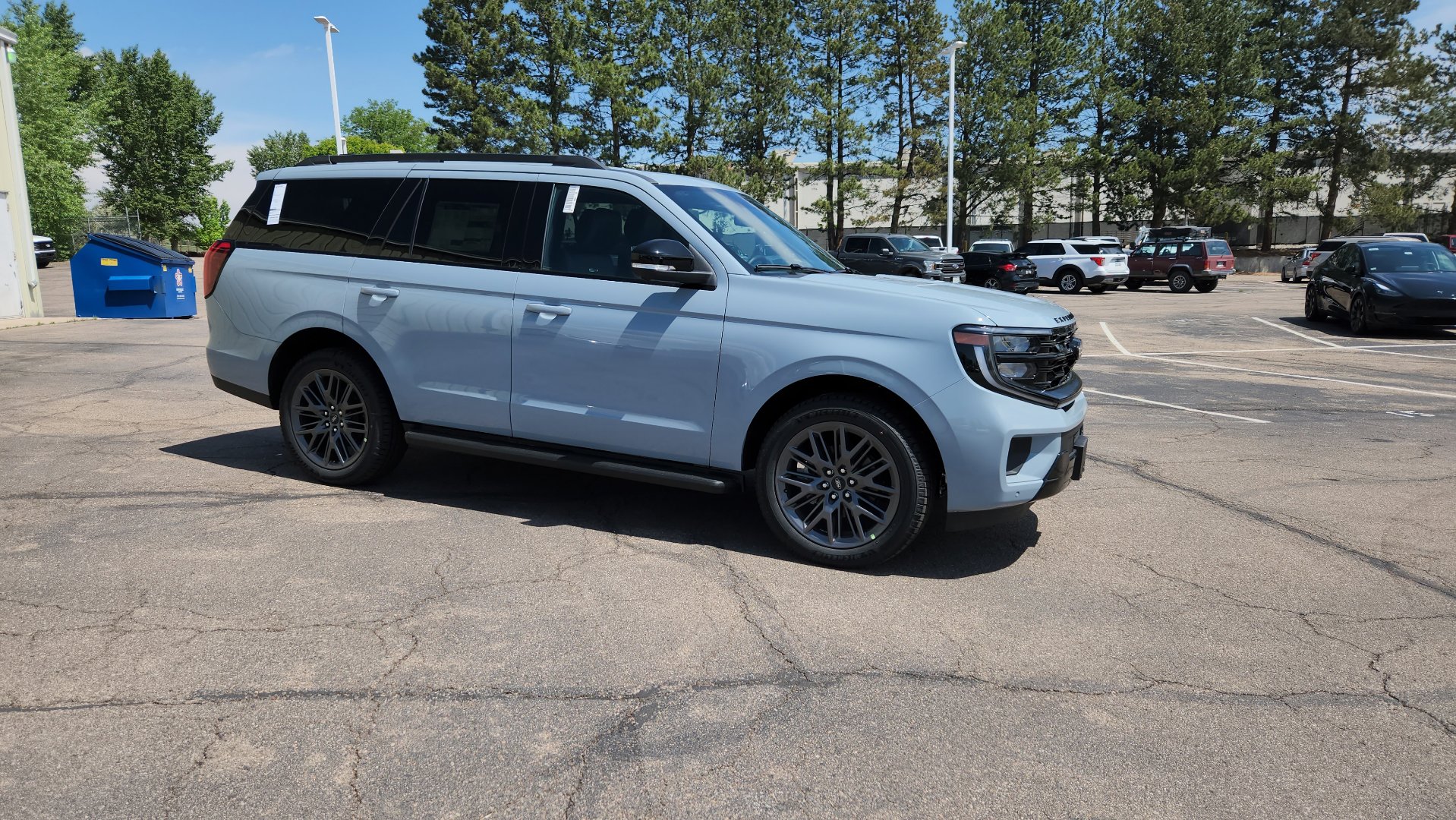 New 2026 Ford Expedition Platinum w/ Stealth Appearance Package AWD/4WD image 18