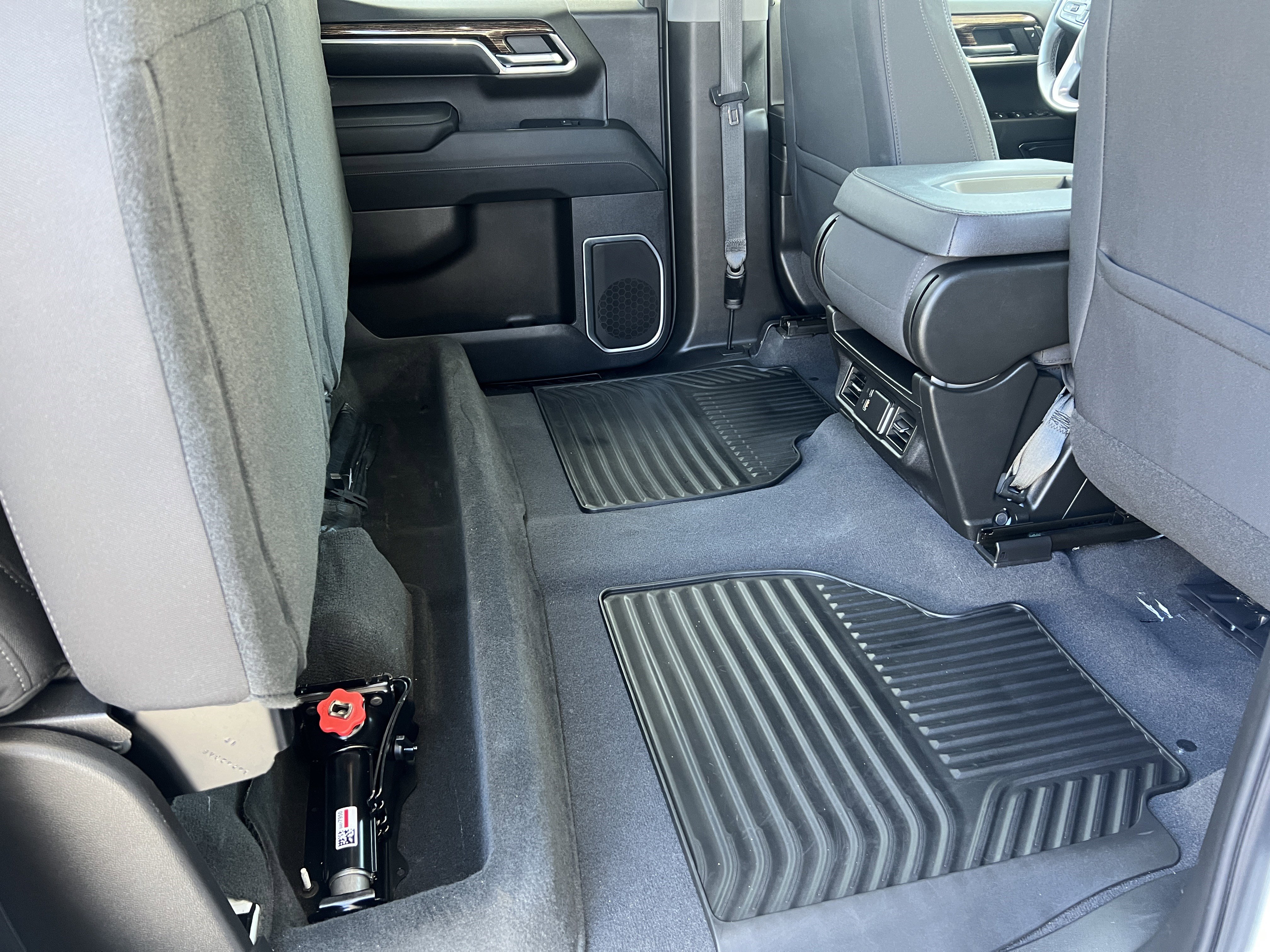 Used 2023 GMC Sierra 1500 Elevation image 22