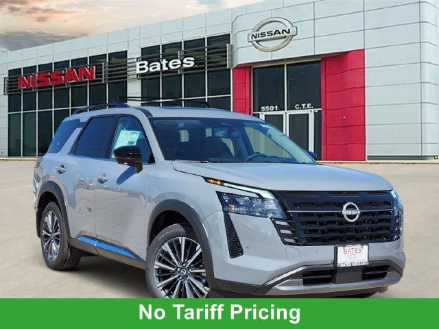 New 2026 Nissan Pathfinder Platinum FWD image 1