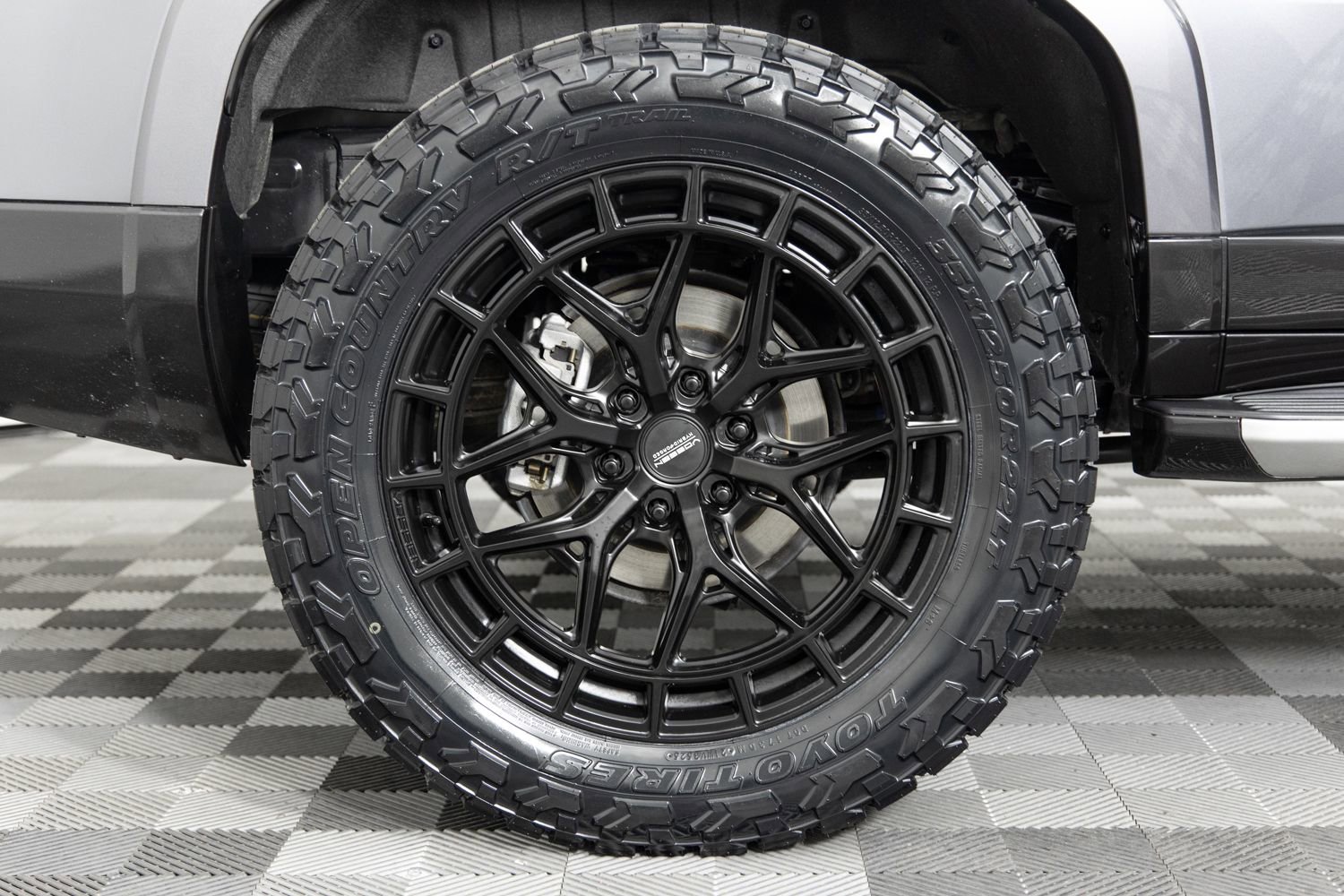 Used 2025 Lexus GX 550 image 44