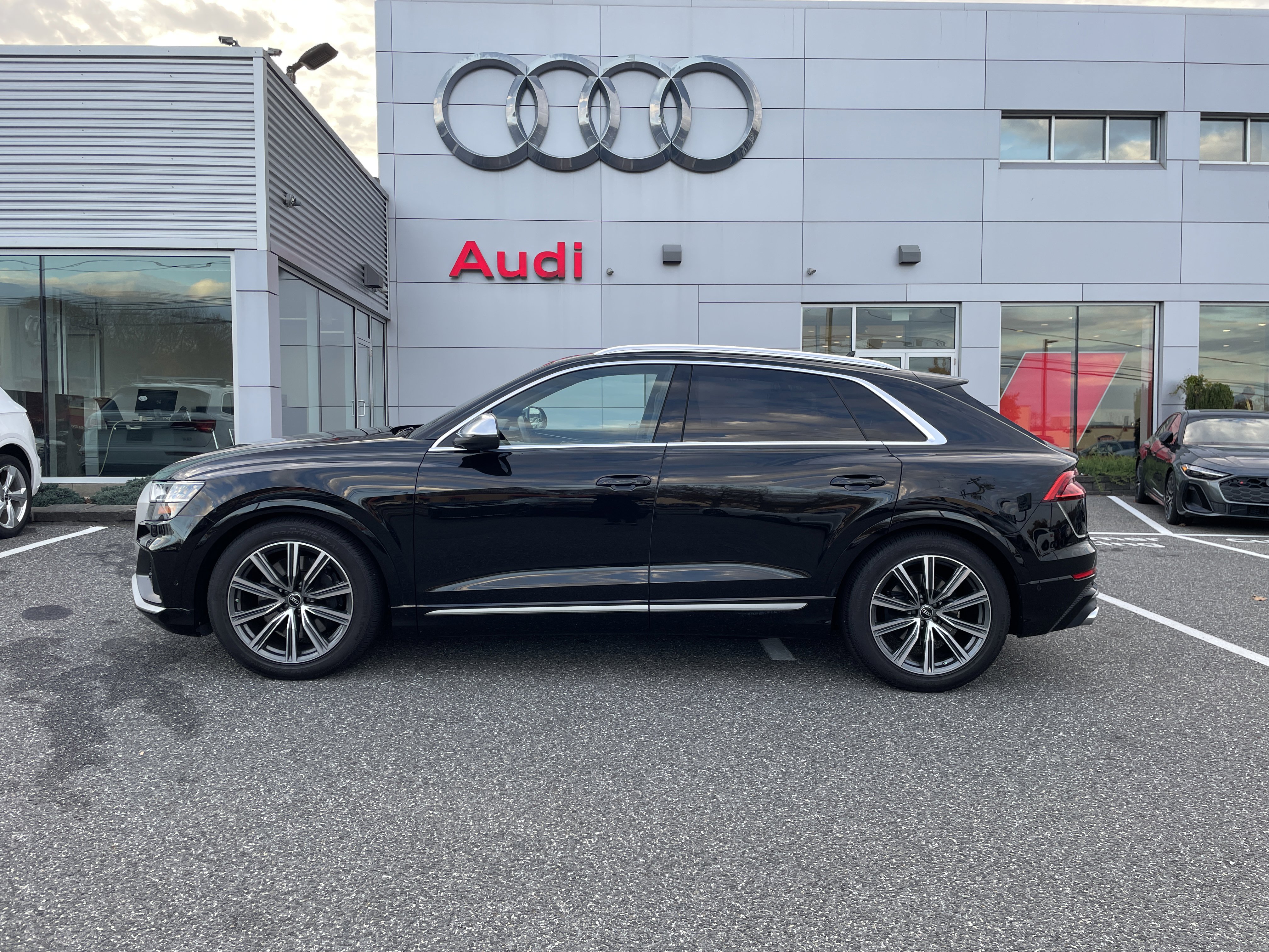 Certified 2023 Audi SQ8 Prestige image 4