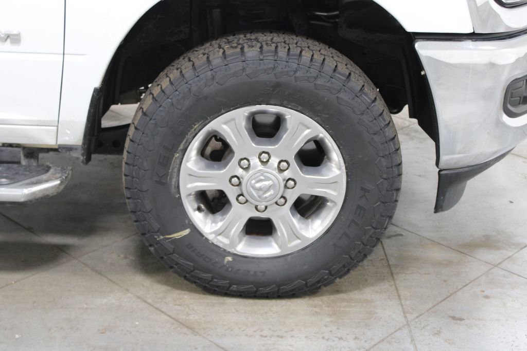 Used 2024 RAM 2500 Big Horn image 16