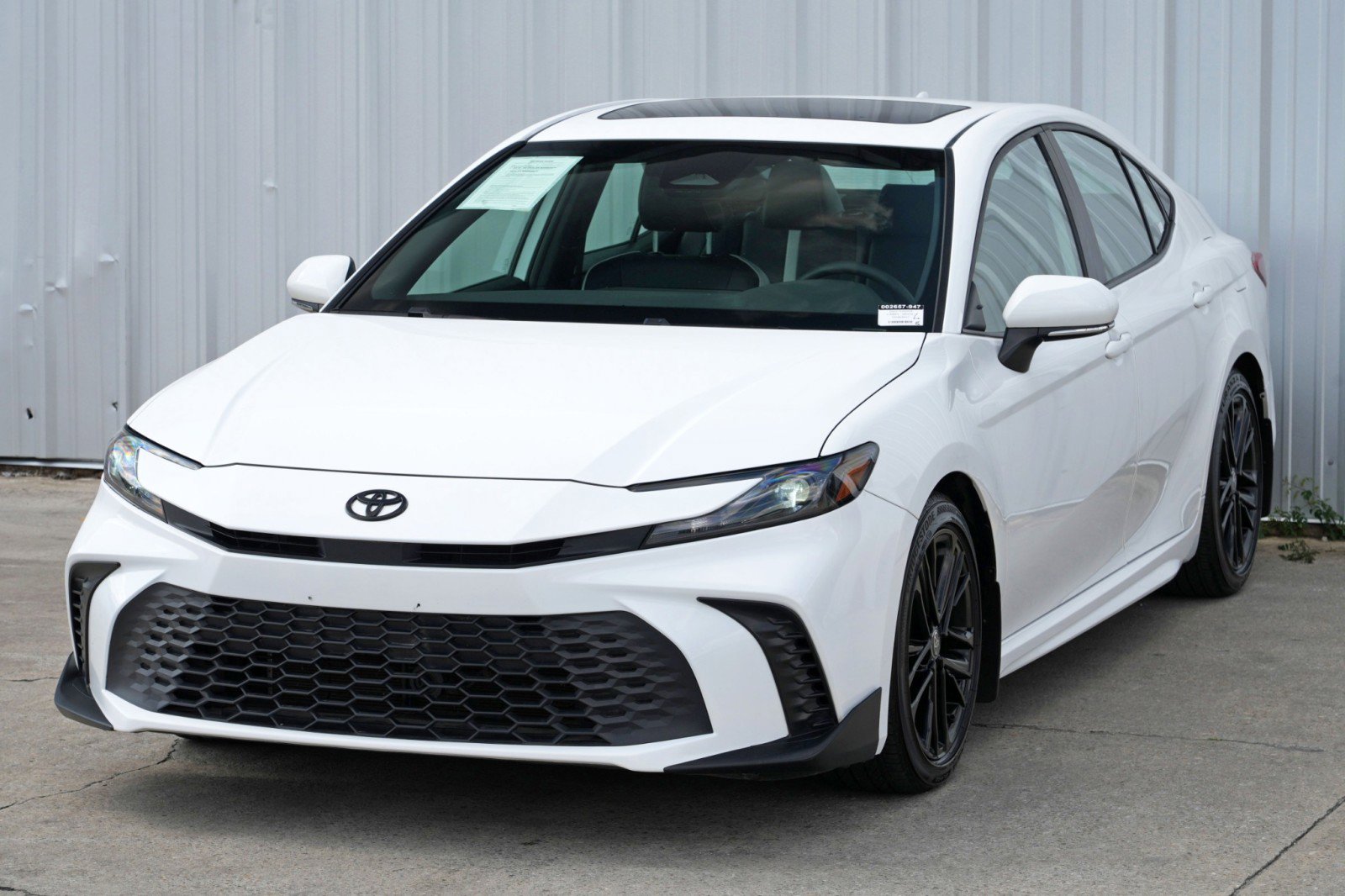 Used 2025 Toyota Camry SE image 47