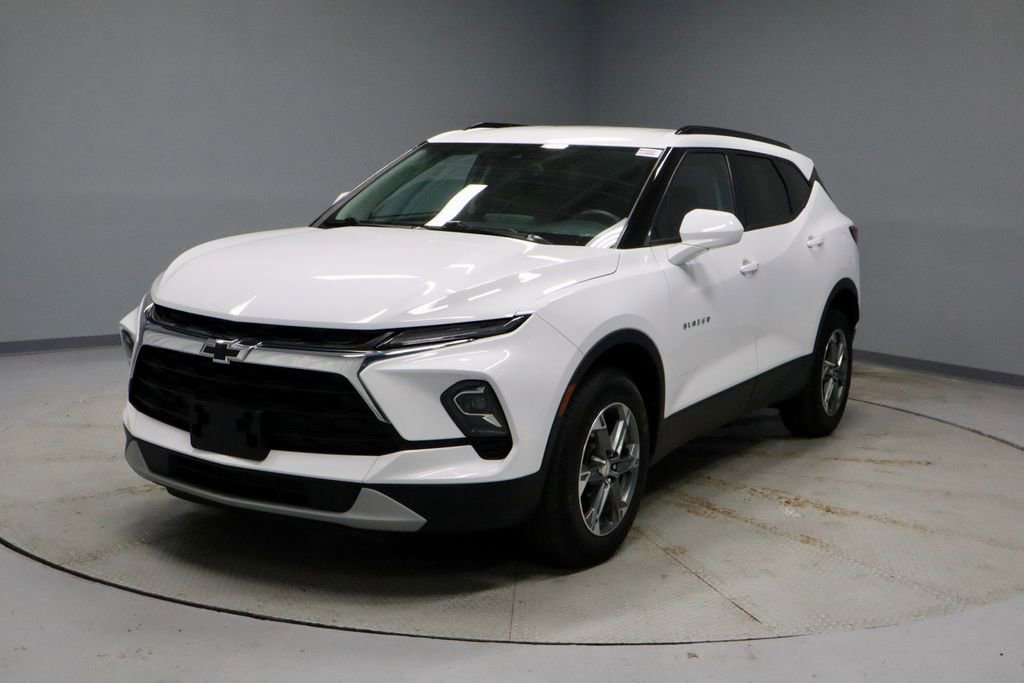 Used 2023 Chevrolet Blazer LT w/ Convenience Package AWD/4WD image 7