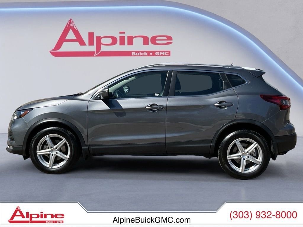 Used 2022 Nissan Rogue Sport SV w/ Technology Package AWD/4WD image 2