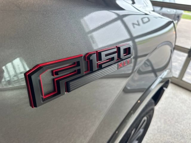Used 2019 Ford F150 XLT w/ Equipment Group 302A Luxury AWD/4WD image 14
