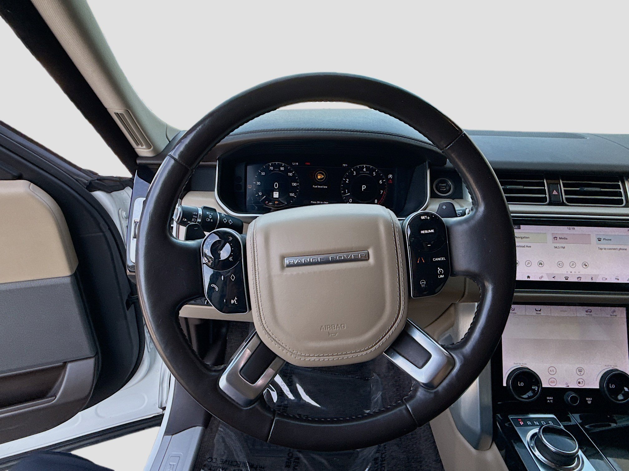 Used 2019 Land Rover Range Rover Velar R-Dynamic SE image 10