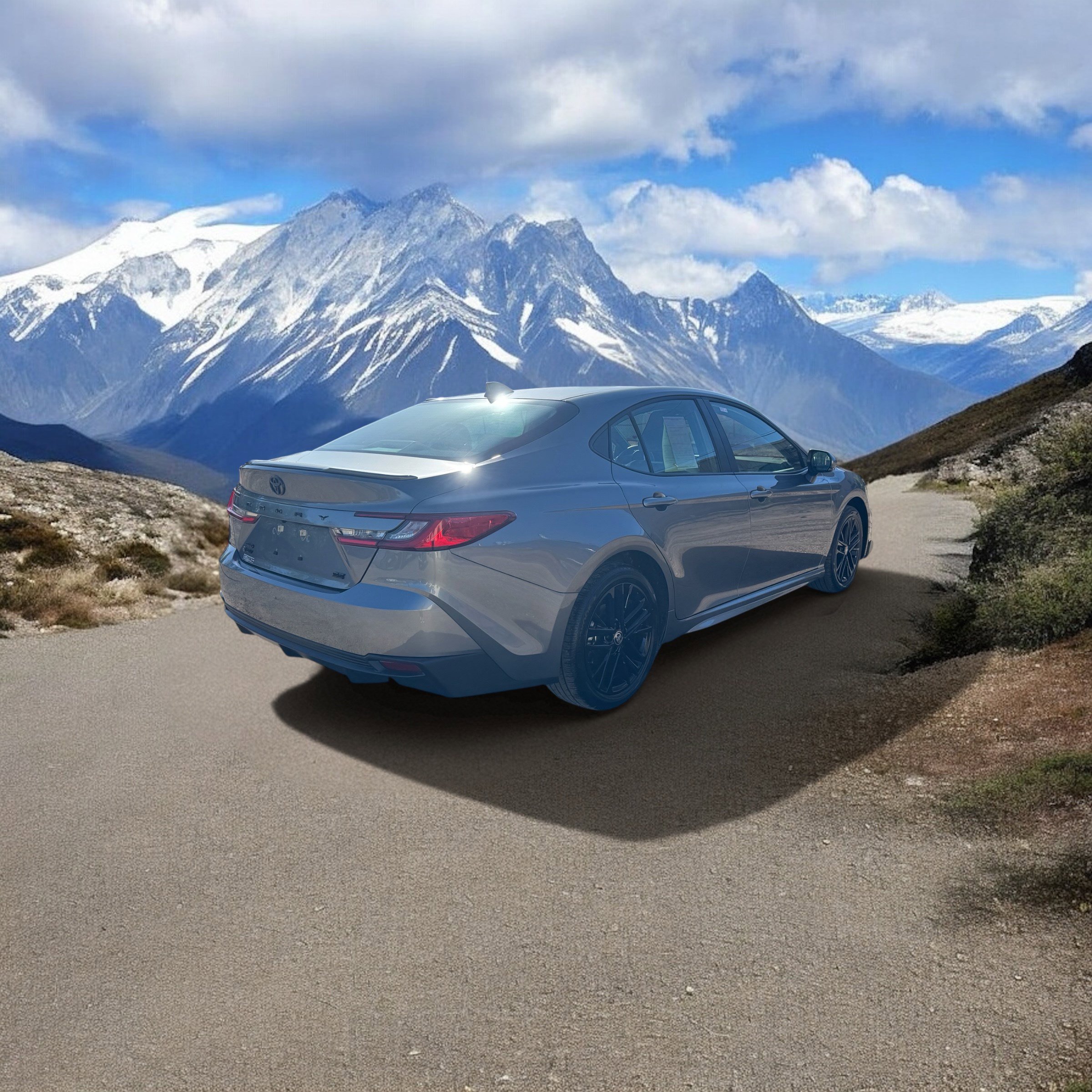 Certified 2025 Toyota Camry SE AWD/4WD image 5