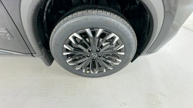 New 2026 Nissan Rogue SV AWD/4WD image 9