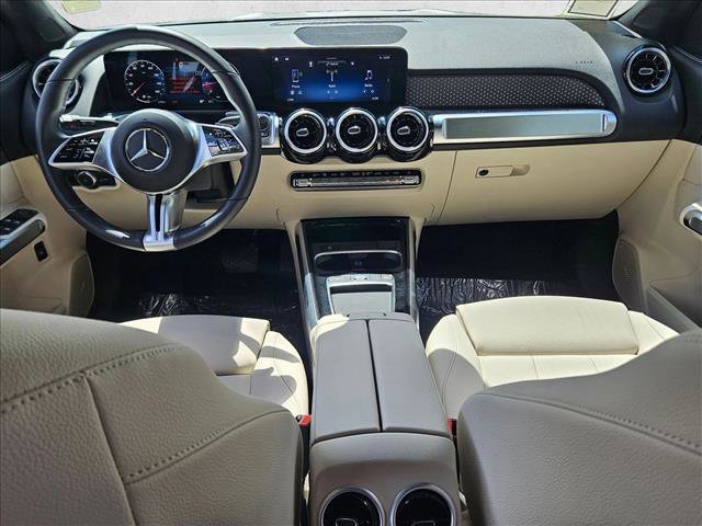 Used 2026 Mercedes-Benz GLB 250 image 16