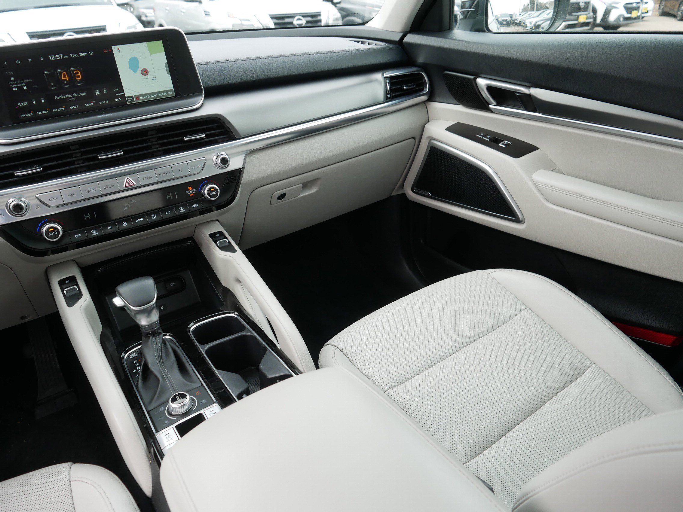 Certified 2022 Kia Telluride S image 11