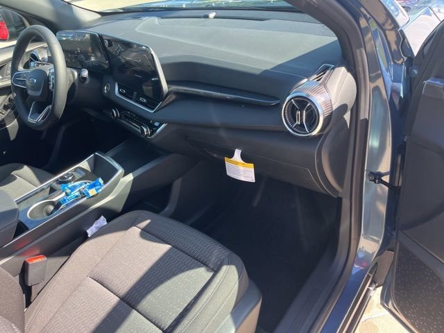 New 2026 Chevrolet Equinox LT image 18